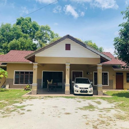 Nabilah Homestay, Besut Kampung Raja Εξωτερικό φωτογραφία